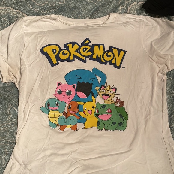 Nice tee-shirt Pokémon theme that I got in USA in a Vans shop. - Picture 2 of 2